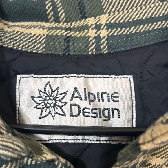 Alpine Design Men's Beige and Green Plaid Jacket - Picture 4 of 5